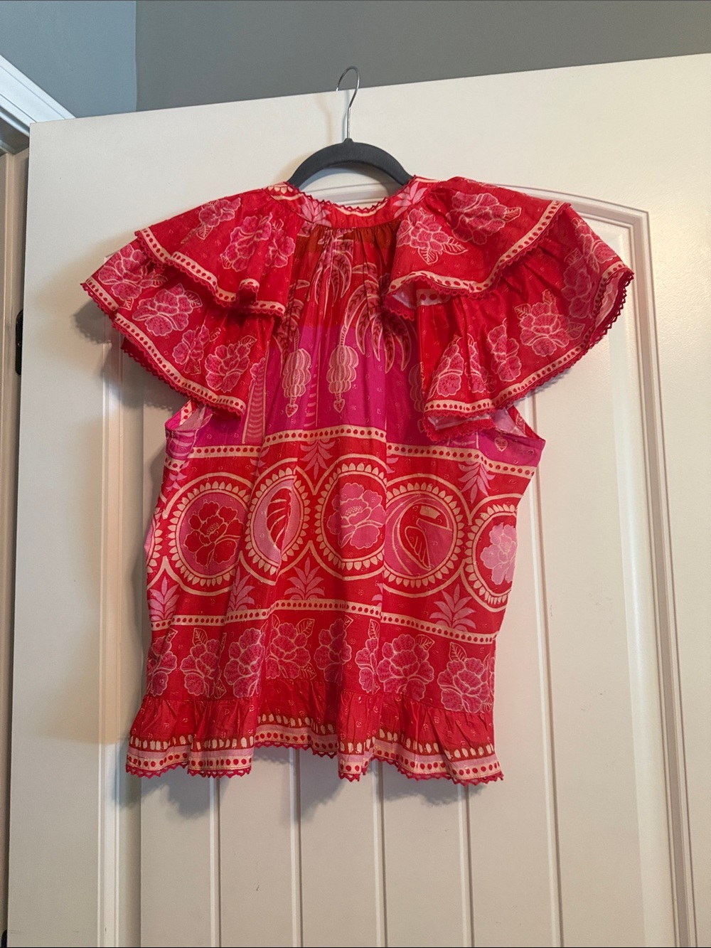 NWOT FARM Rio Pink and Red Floral Print Flutter Sleeve Blouse - Picture 3 of 4
